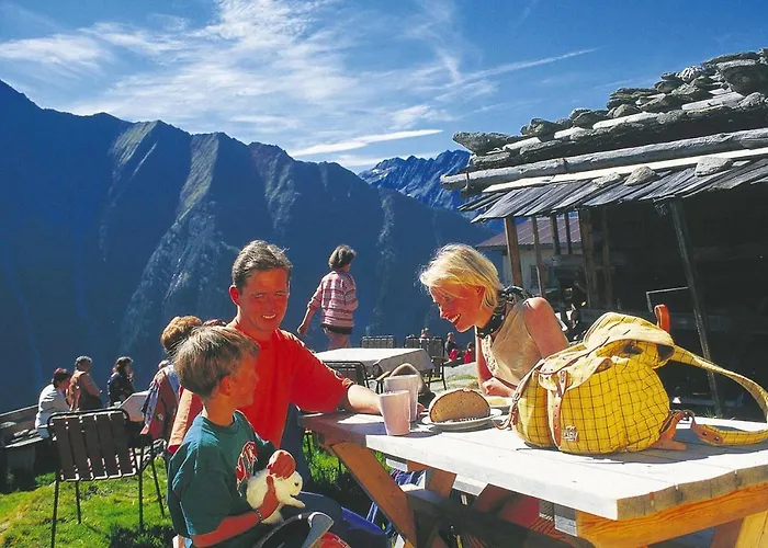 In Koenigsleiten With Wellness & Alps View 木屋